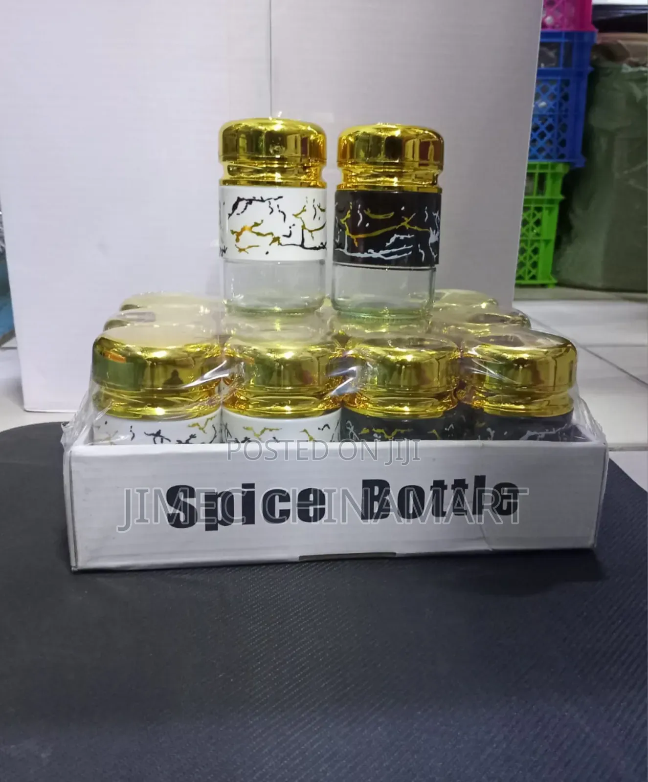 Spice Bottle / Salt Shaker