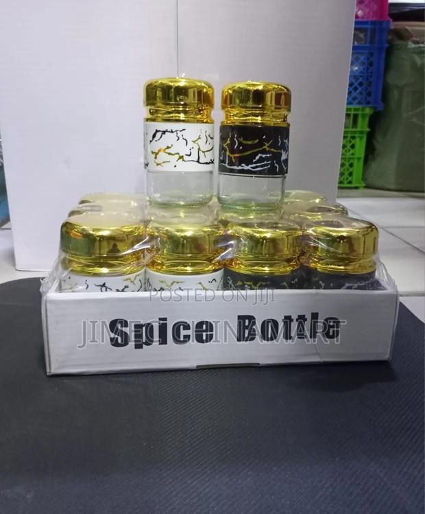 Spice Bottle / Salt Shaker - main view