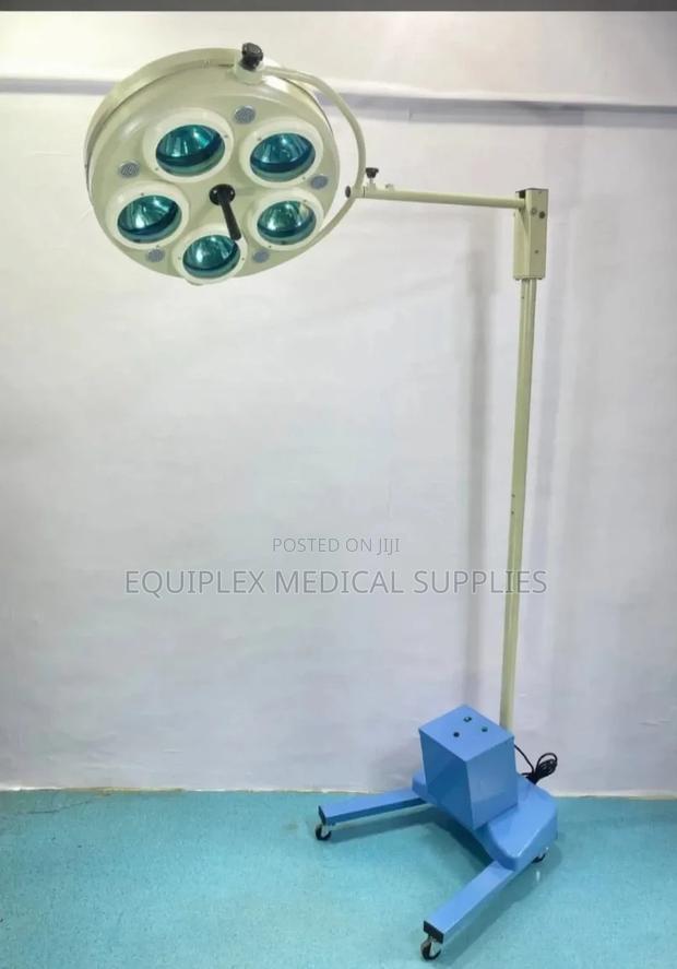 Mobile Halogen Theatre Light - thumbnail 2