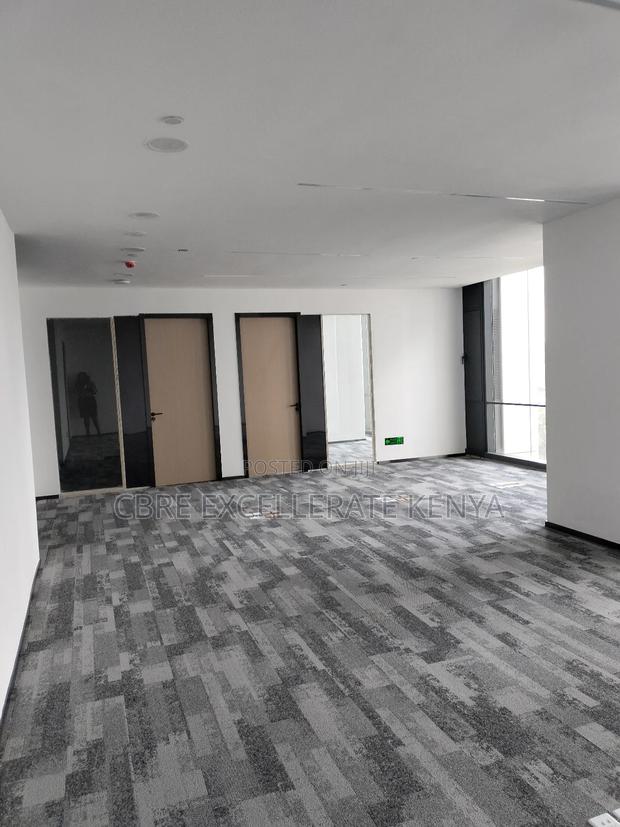 Premium, Newly Fitted Executive Offices - thumbnail 4