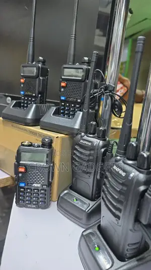 Baofeng Uv-5r Walkie Talkie – Fm Radio Vox Hands-Free