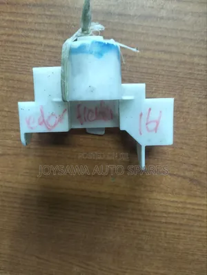 Toyota Axio 2012(161) Taillight Bracket