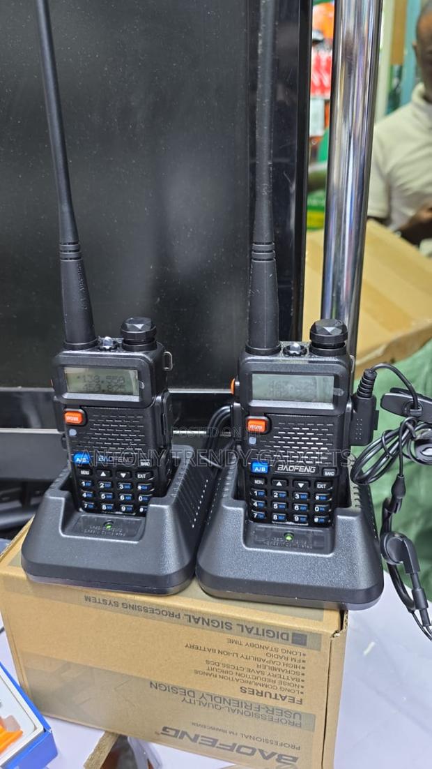2 - Uv-5r Two-way Radio With Dual Standby, Fm Radio & Vox Function