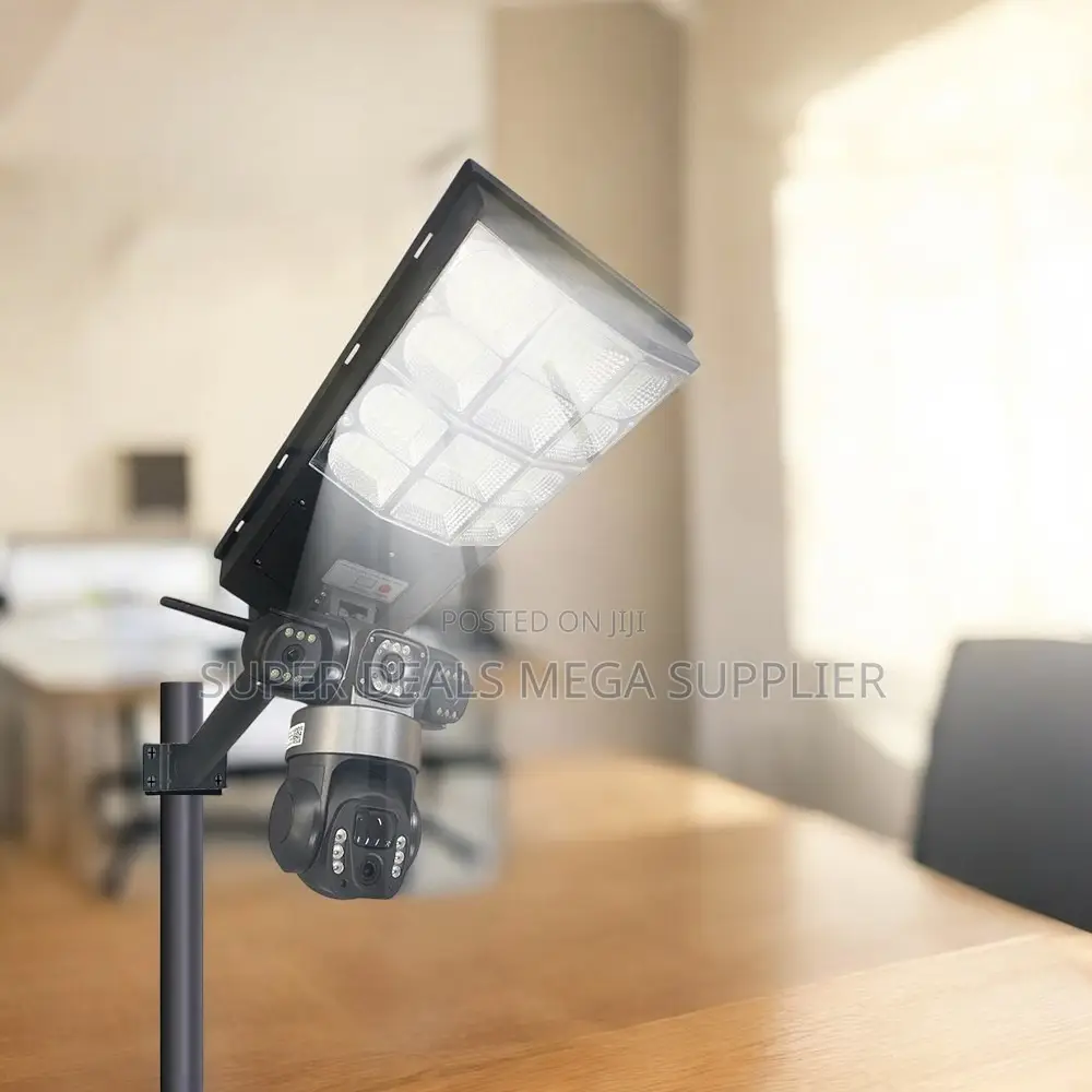 Built in Infrared Leds 4g PTZ Night Vision Solar Street Light