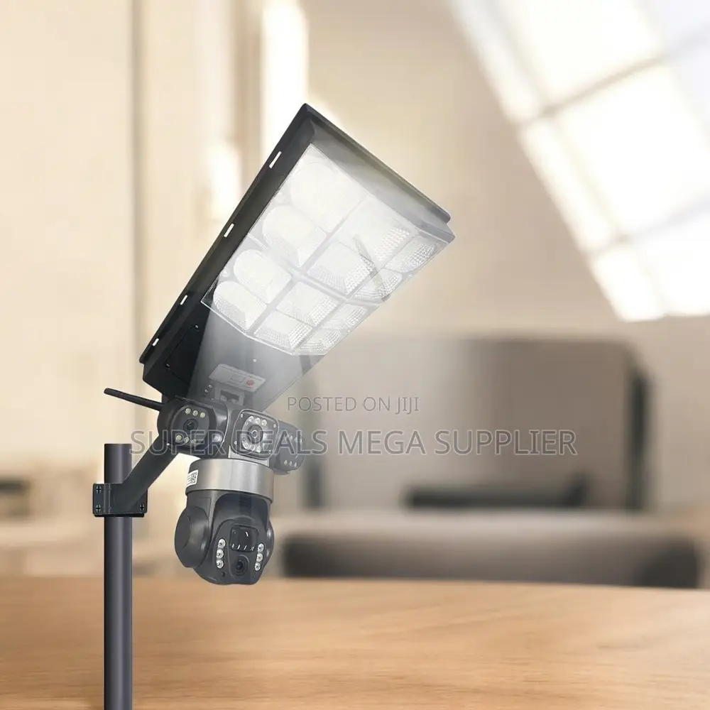 Remote Monitoring 4g PTZ Outdoor Security Camera Solar Street Light