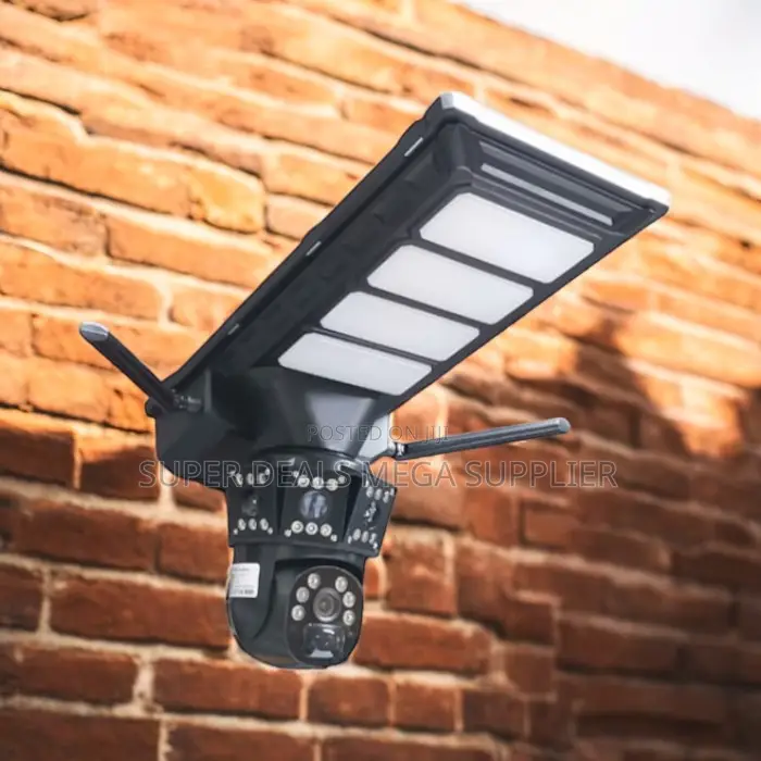 Cost- Effective 4g PTZ Outdoor Surveillance Solar Street Light