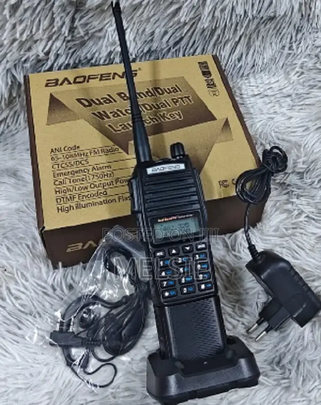 Talkie Two-Way Radio Transceiver Baofeng Uv-82 8 Watt VHF/Uhf Dual