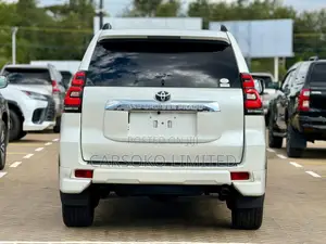 Toyota Land Cruiser Prado 2.8 2020 White