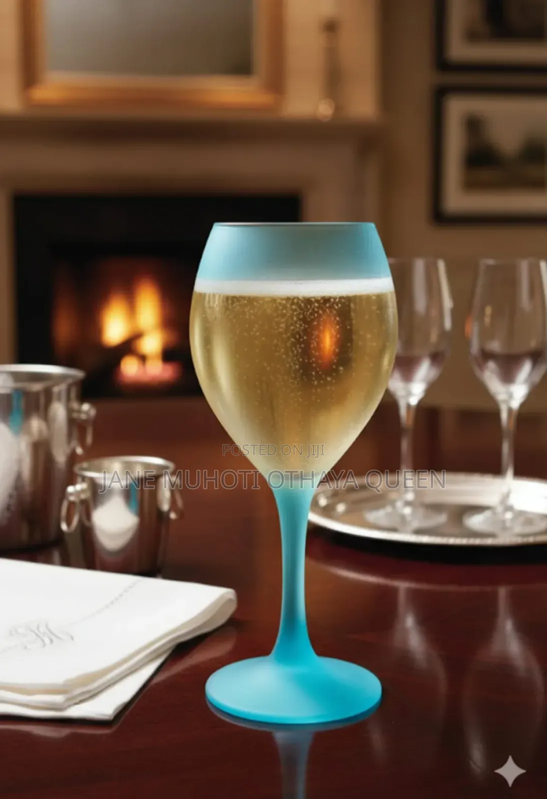 Luminous Small Wine Glass