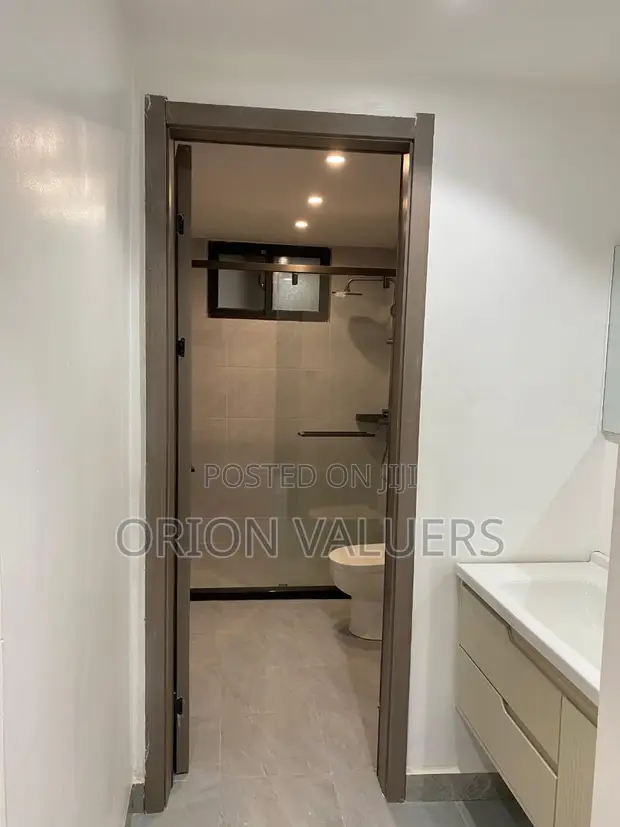 3bdrm Apartment in Kilimani, Hurlingham for sale