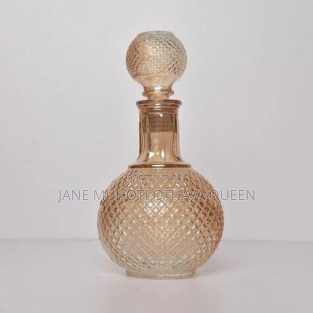 Decanter Round Gold