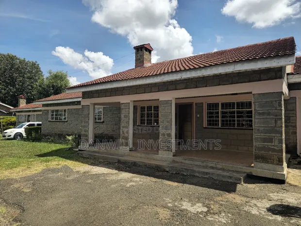 3bdrm Bungalow in Campions Lane, Eldoret CBD for rent