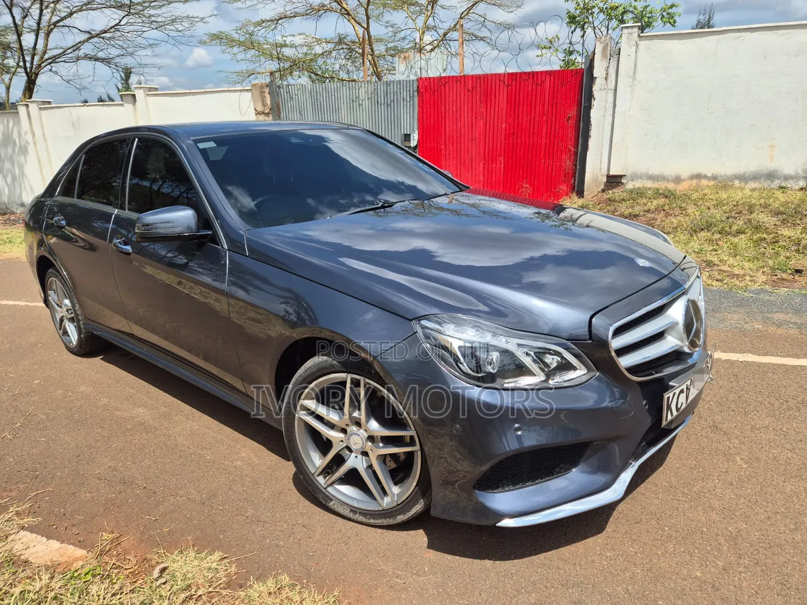 Mercedes-Benz E250 2013 Gray