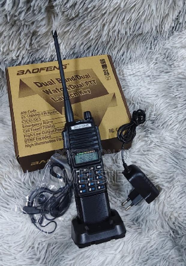 Baofeng Uv-82 Dualband Walkie Talkie Handheld Transceiver for Security