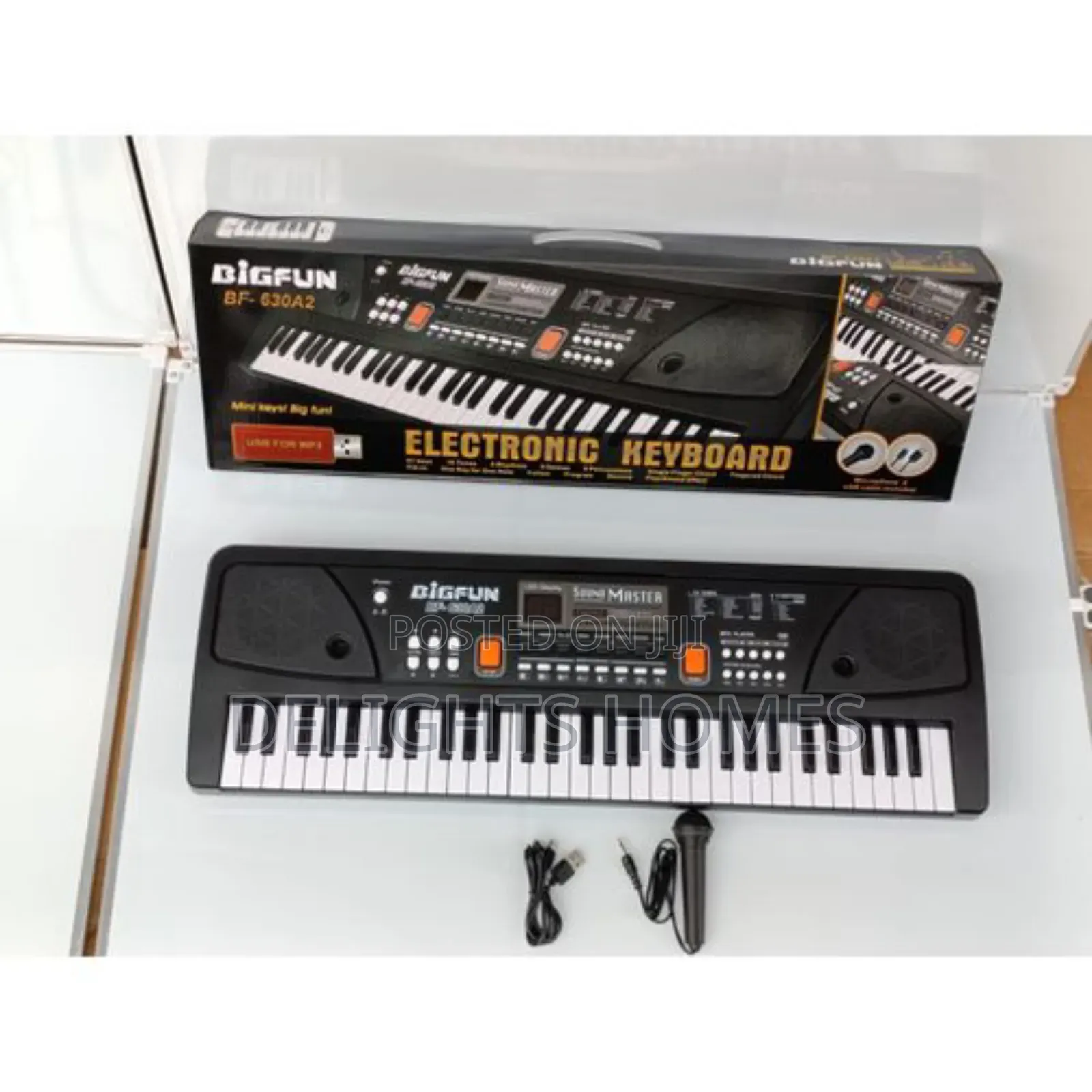 Electric Piano With Microphone and Charging Cable