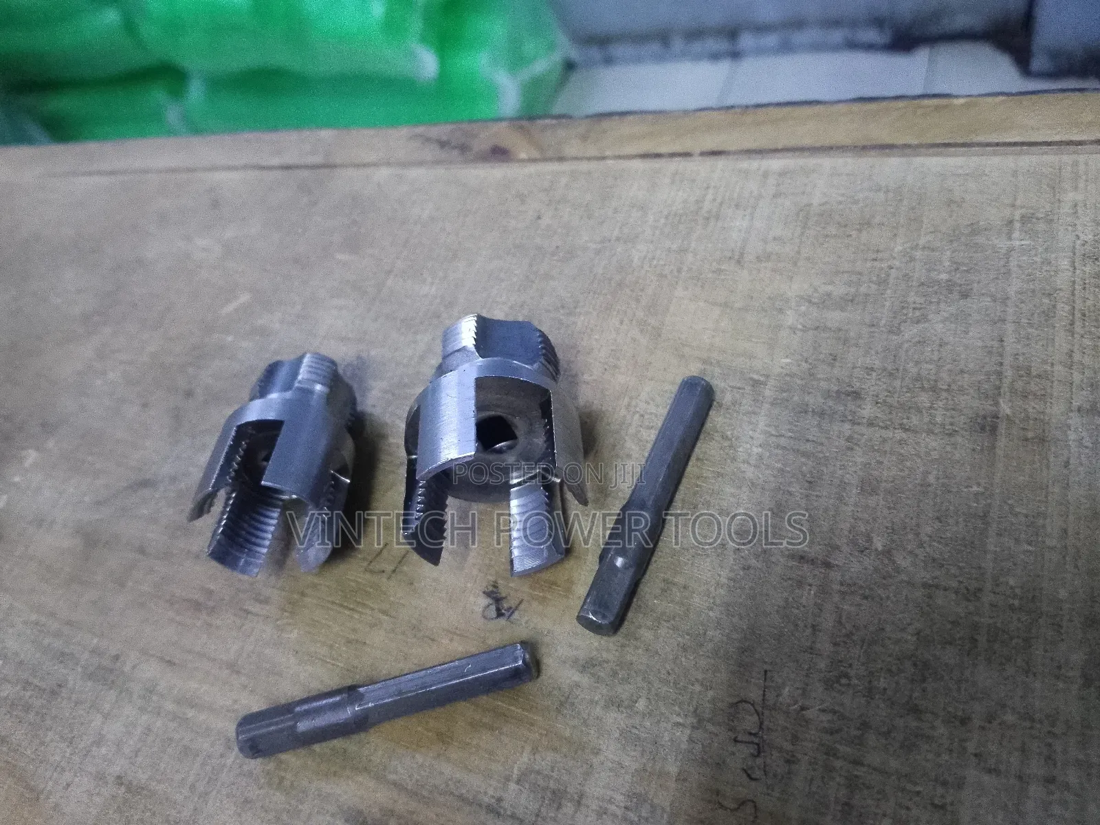 Pipe Thread Maker/Male and Female Thread Maker
