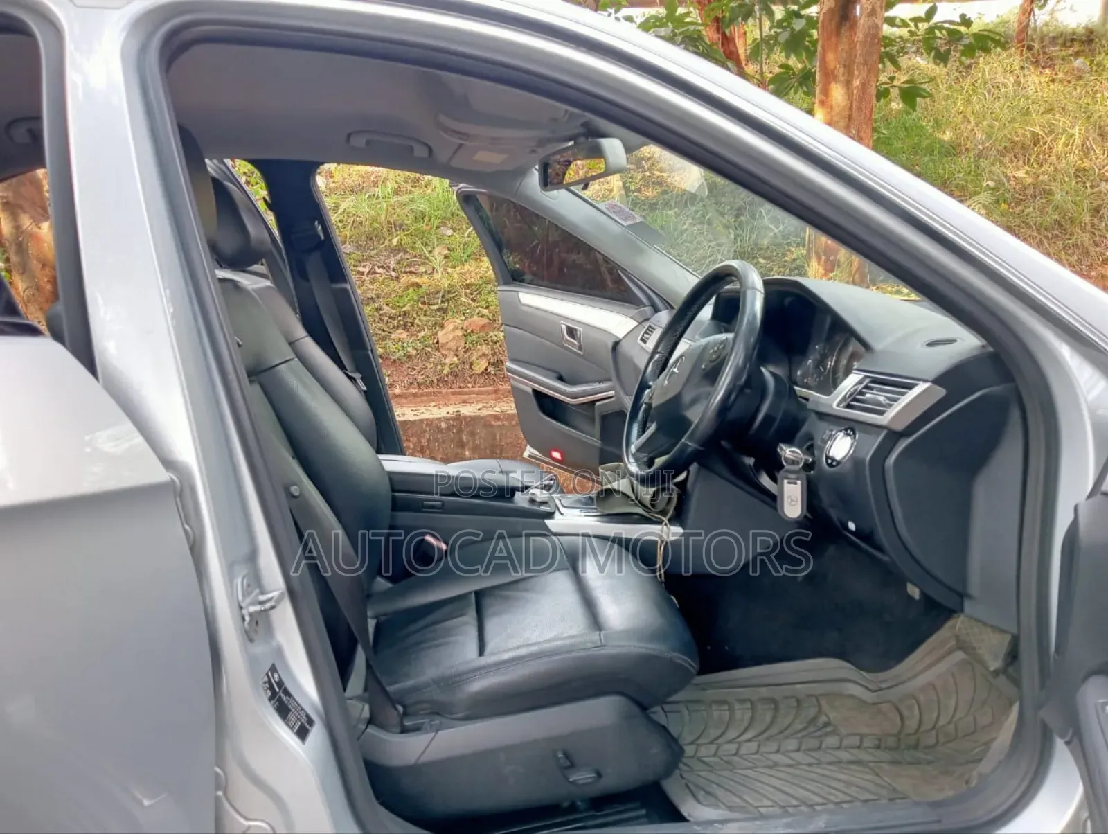 Mercedes-Benz E220 2010 Silver
