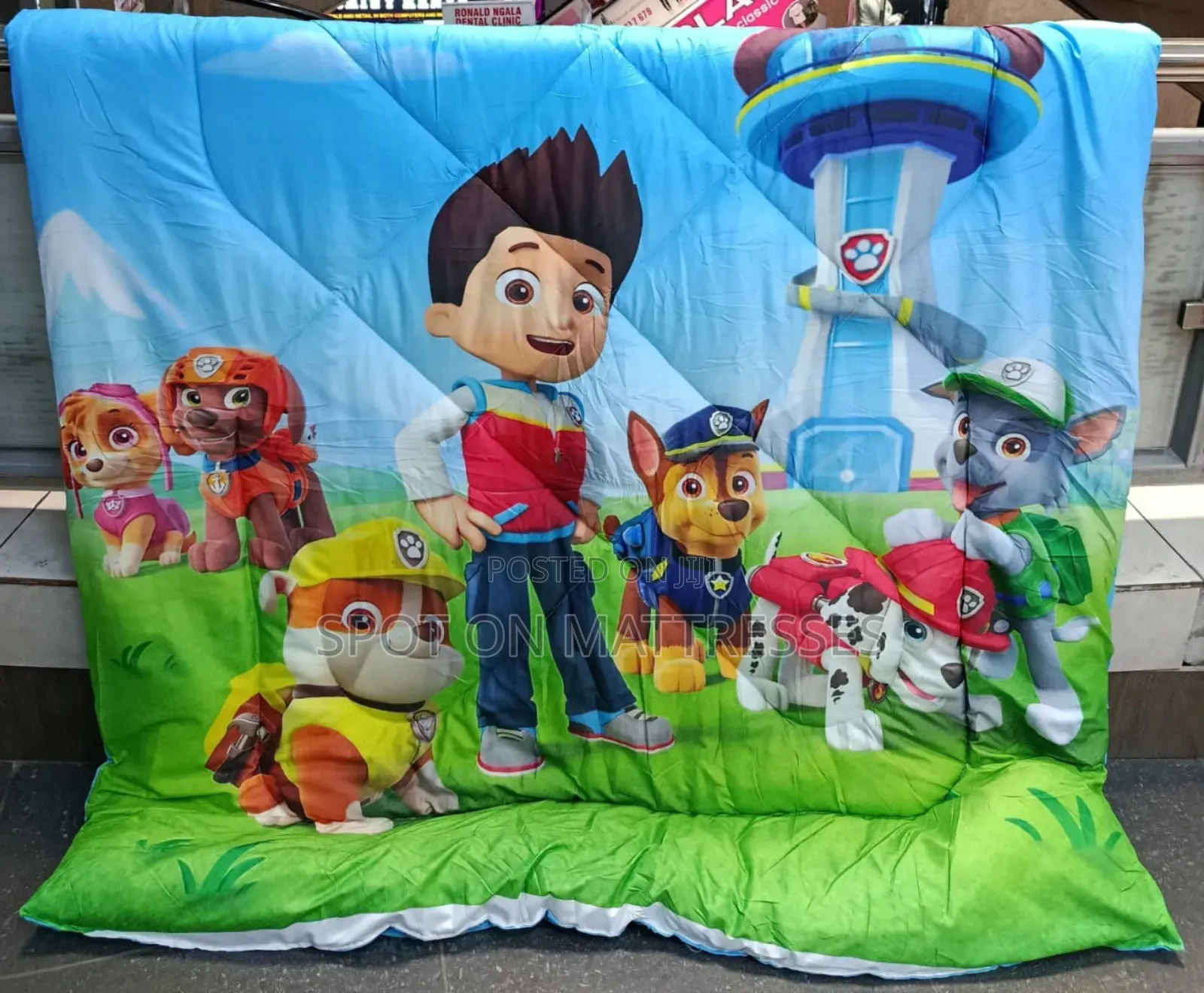Cartoon Themed Duvets Size 4x6 - 1pc Duvet 1pc Pillowcase.