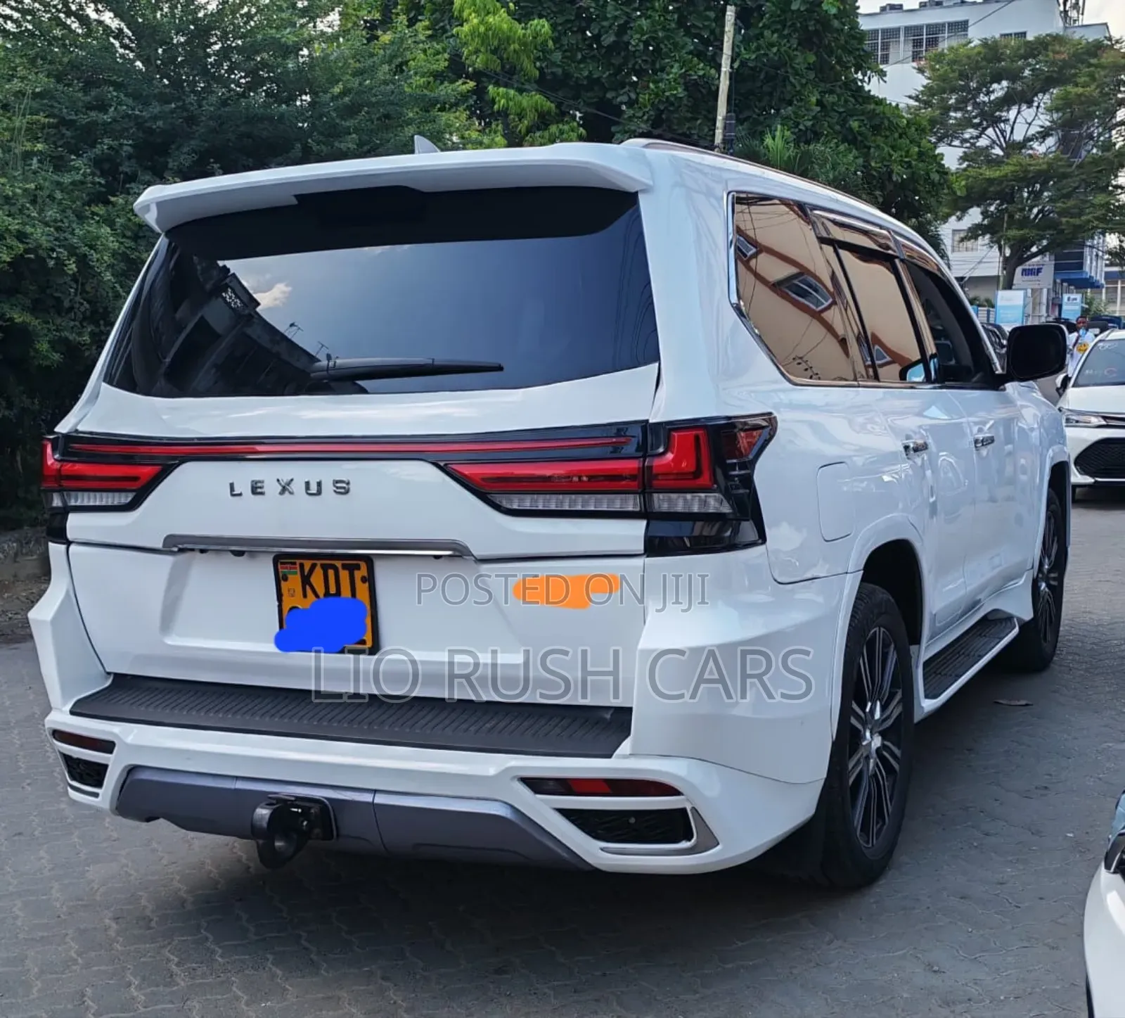 Lexus LX 2019 White