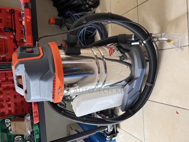 Spray Vacuum Cleaner - thumbnail 2