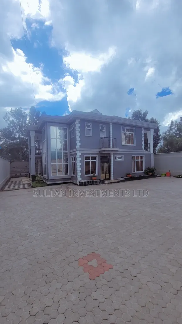 5bdrm Mansion in Saina Olempoke Close, Ngong CBD for sale