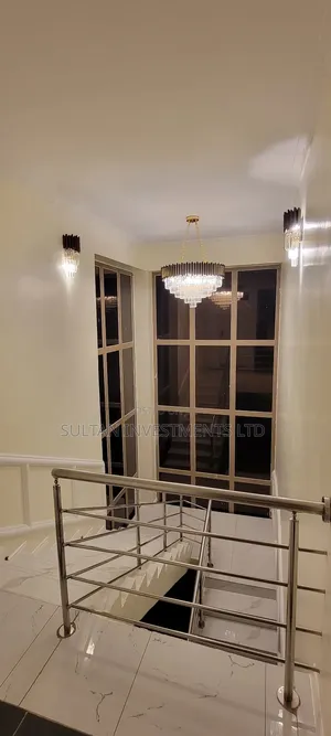 5bdrm Mansion in Saina Olempoke Close, Ngong CBD for sale