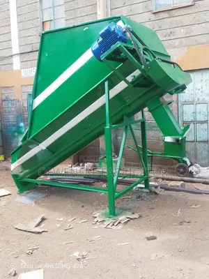 Animal Feed Mixer Machine