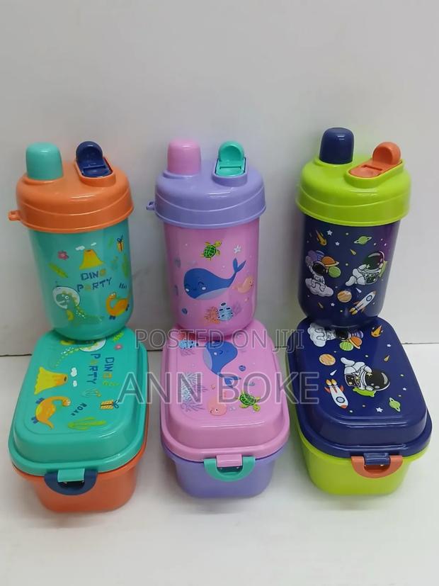 *Gift Pack Snack Set Snack Box {1000ml} + Water Bottle {500ml}* - thumbnail 3