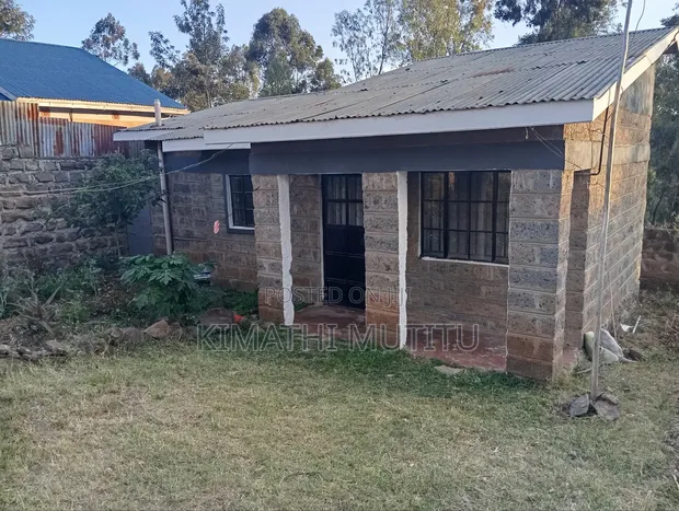 3bdrm Bungalow in Near Smith Hotel., Ongata Rongai for sale