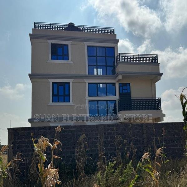 5bdrm House in Nairobi Central for sale - main view