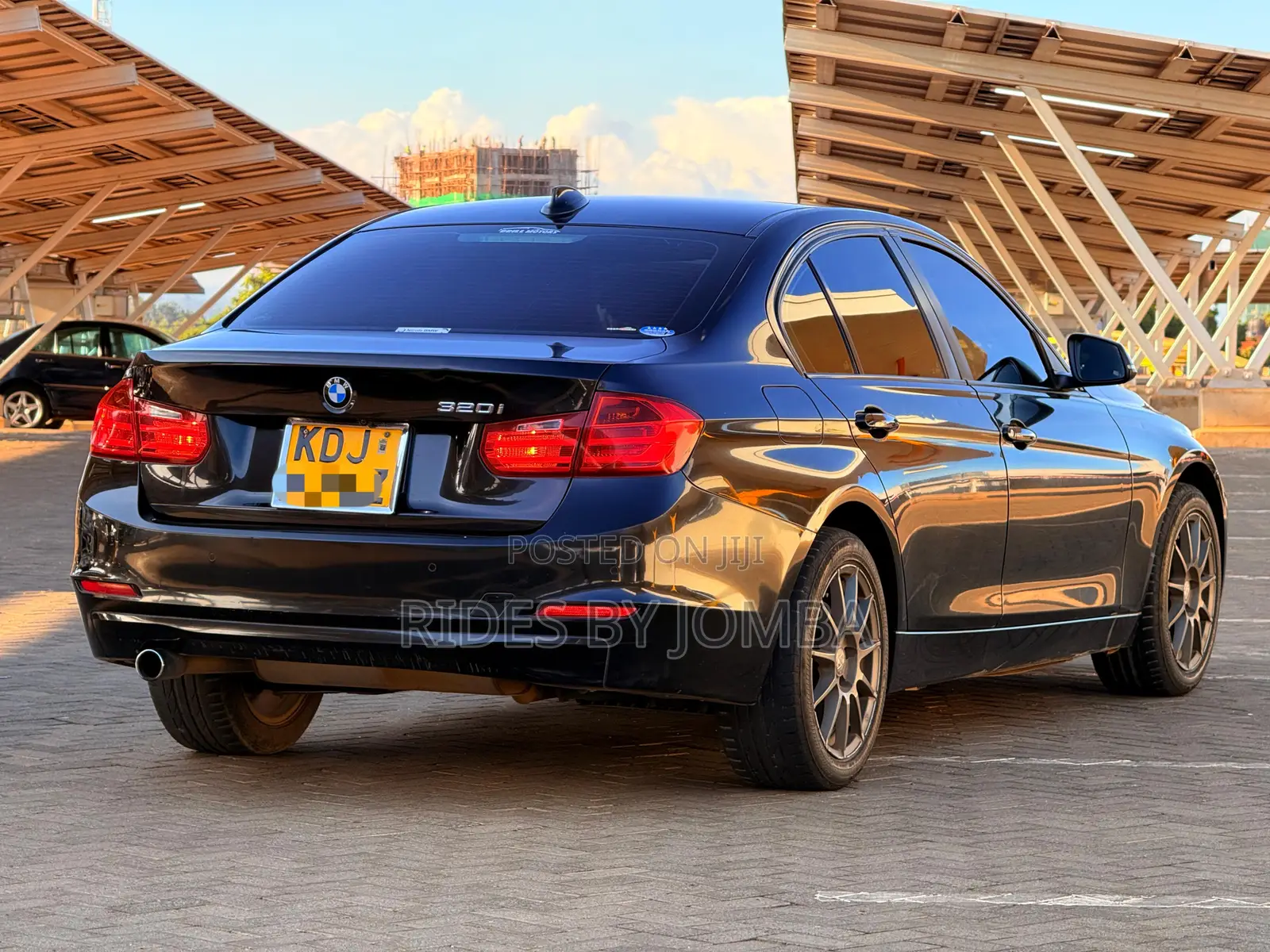 BMW 320i 2015 Black