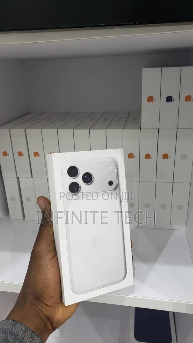 New Apple iPhone 17 Pro Max 256 GB Blue - thumbnail 2