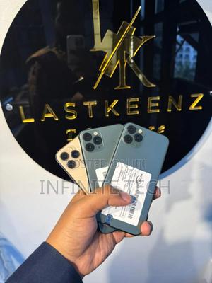 New Apple iPhone 11 Pro Max 256 GB Black - main view