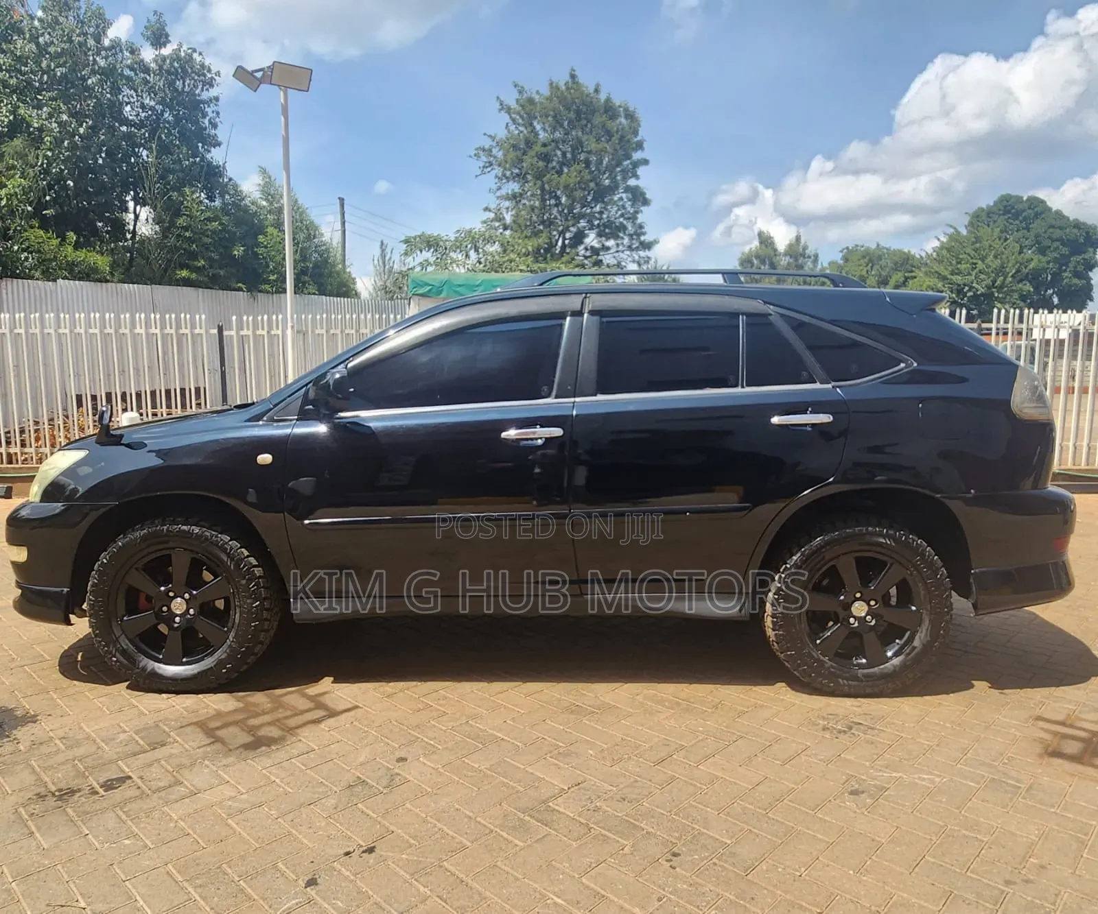 Toyota Harrier 2.4 2012 Black
