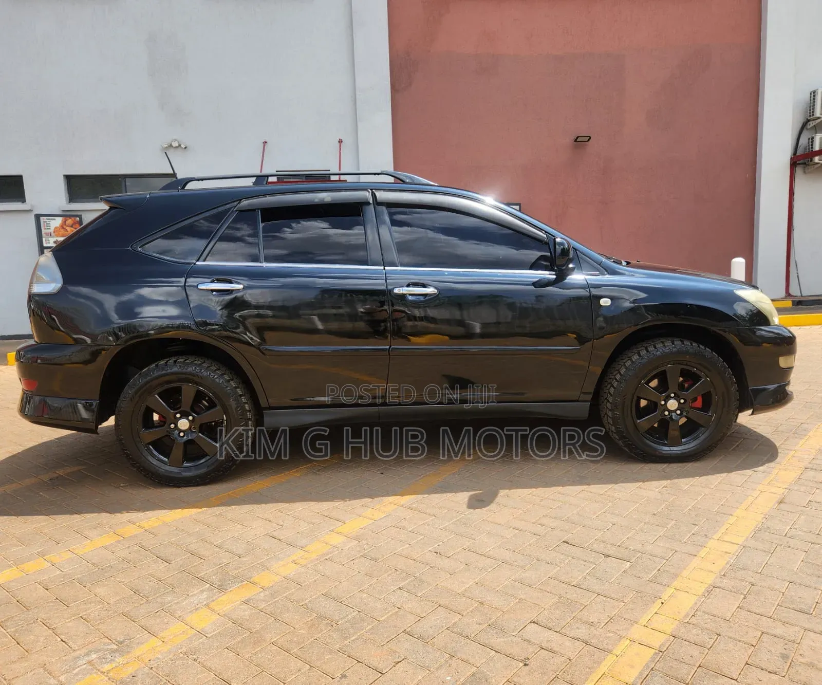 Toyota Harrier 2.4 2012 Black