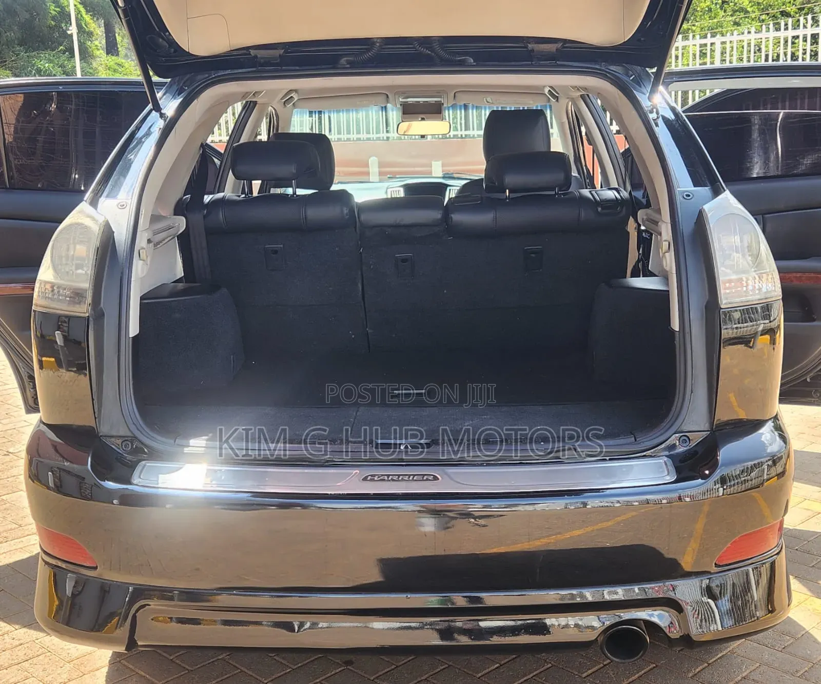 Toyota Harrier 2.4 2012 Black