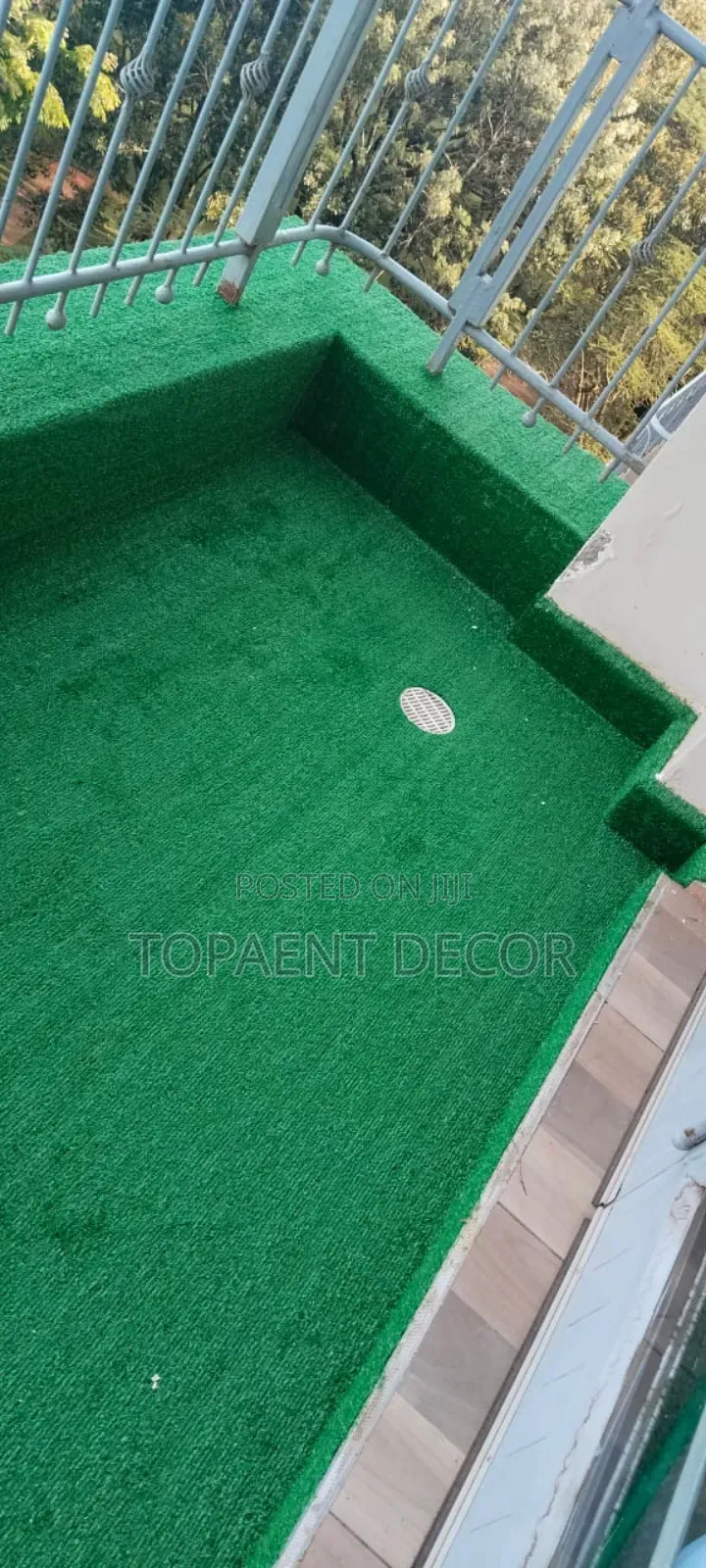 Balcony Decorative Artificial 10mm Thick Grass Carpet