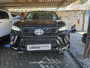 Toyota Fortuner 2019 Black