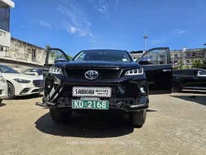 Toyota Fortuner 2019 Black