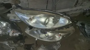 Mazda Premacy Headlight