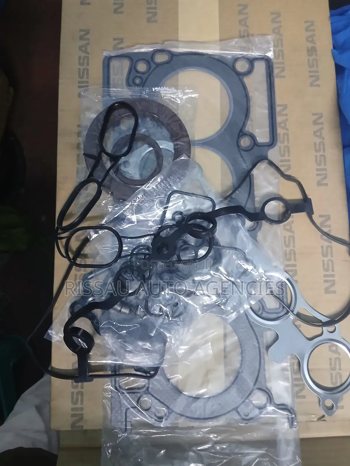 Nissan Mr20 Engine Genuine Overhaul Gasket Kit.