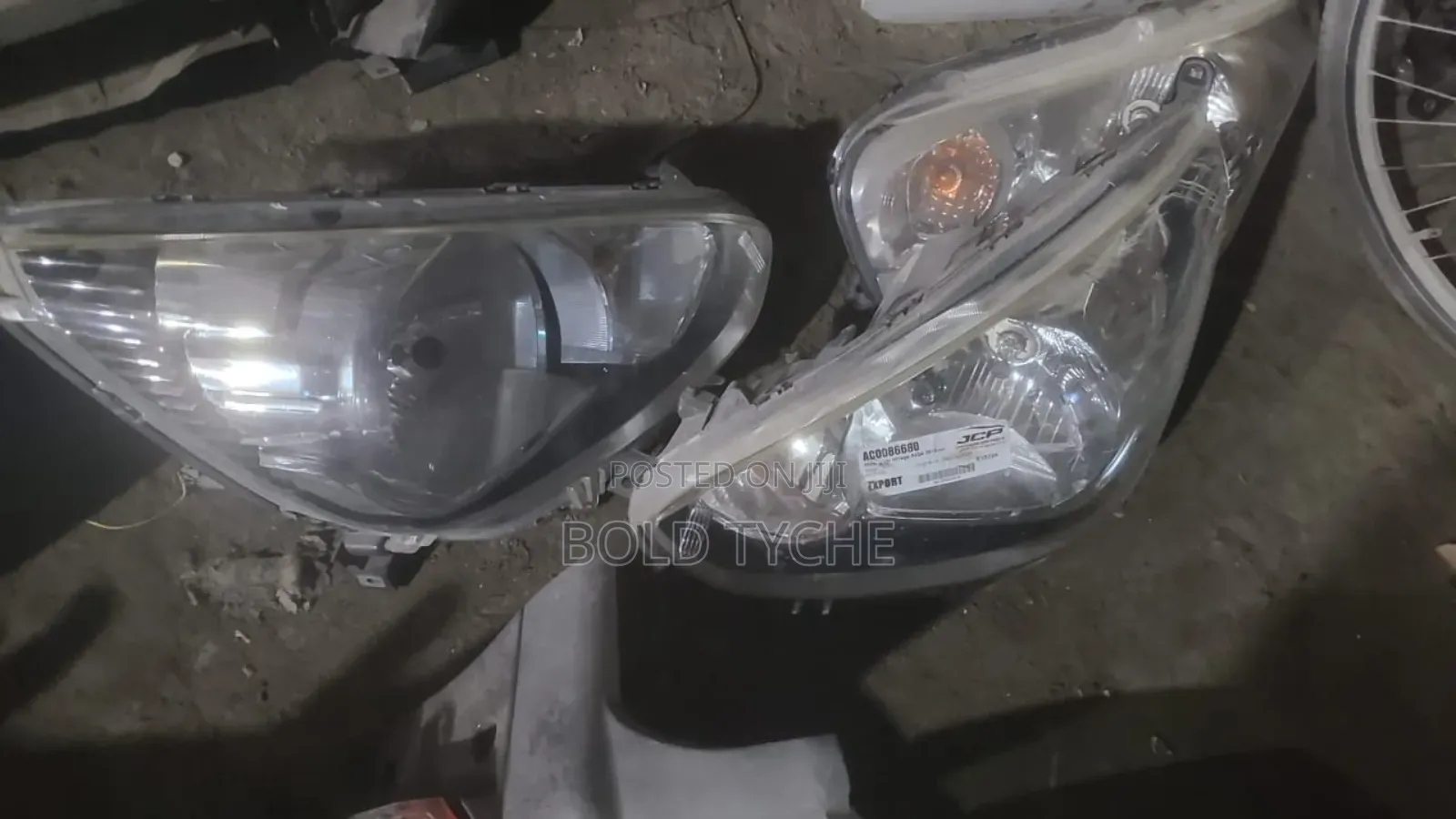 Mitsubishi Mirage Headlight