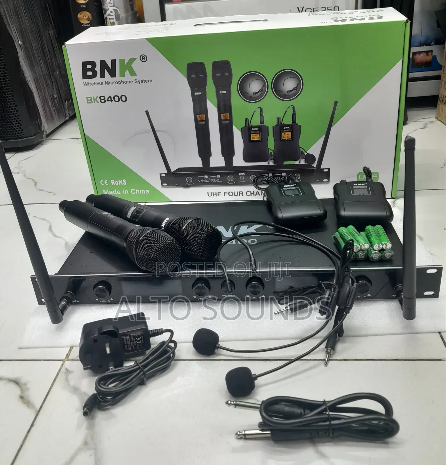 BNK 8400 Microphone 4 in 1