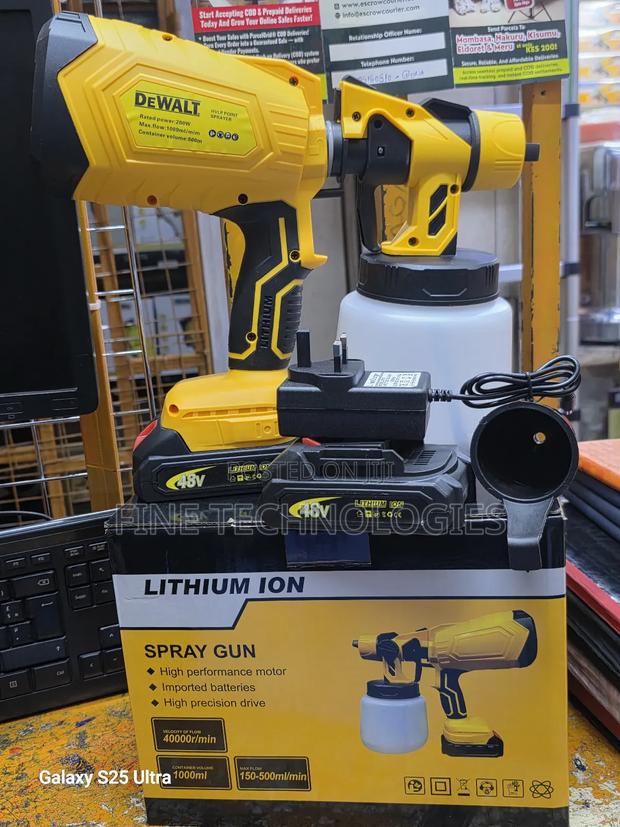 Dewalt Cordless Spray Gun - thumbnail 3