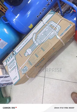 Total Demolition Breaker 1700w