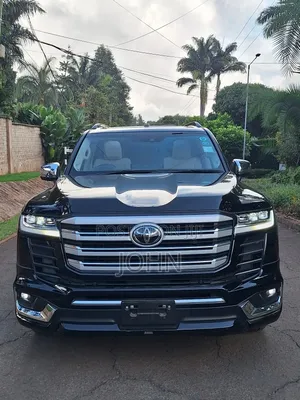 Toyota Land Cruiser LC300 2023 Black