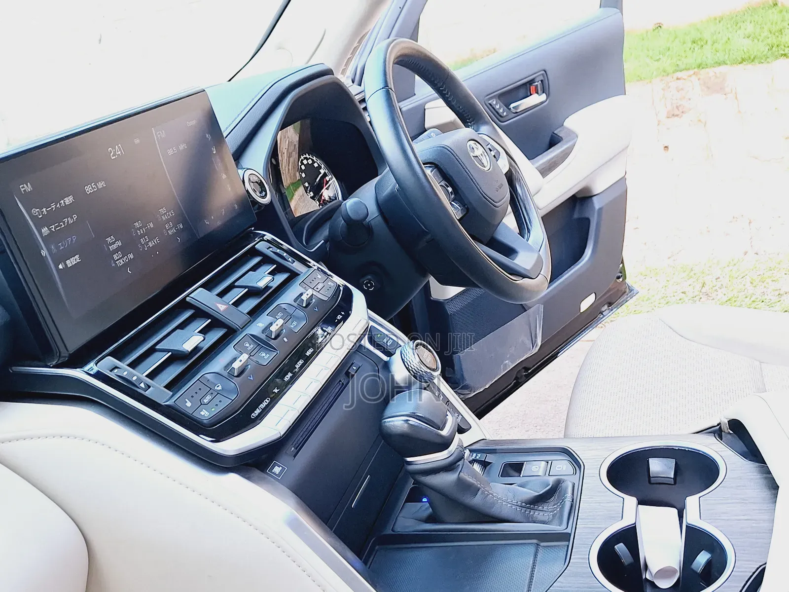 Toyota Land Cruiser LC300 2023 Black
