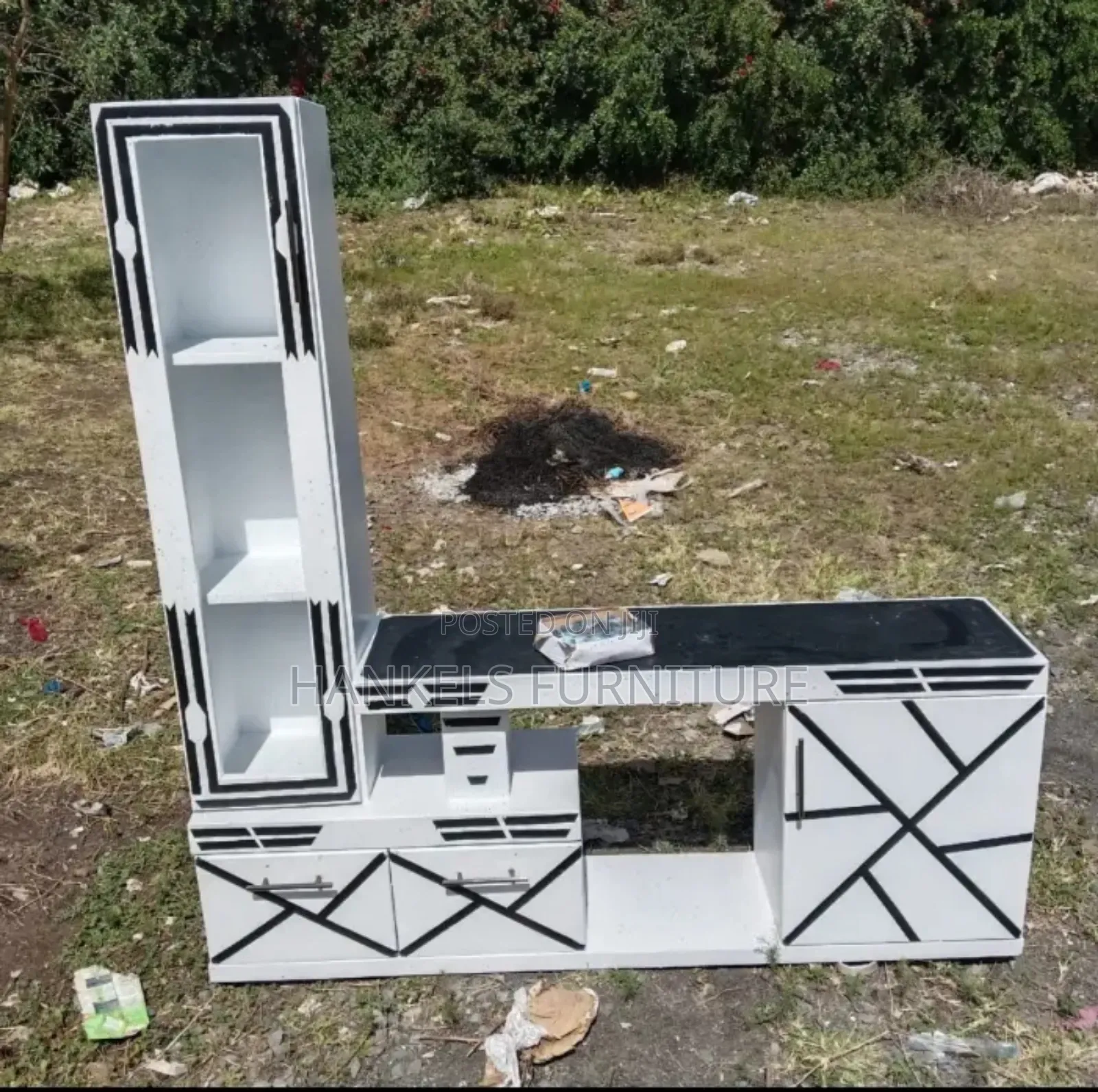 Modern Tv Stand With Attached Side Unit – Glass Door Design