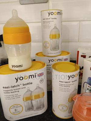 Yoomi Baby Feeding Bottle 240ml With Soft Nipple Design