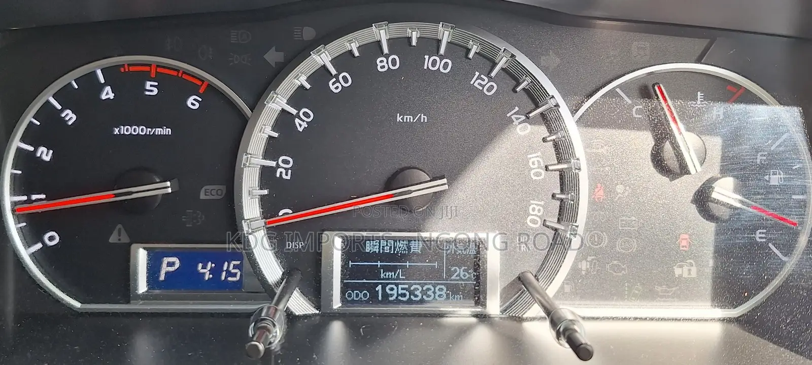 Toyota HiAce 2018 Silver